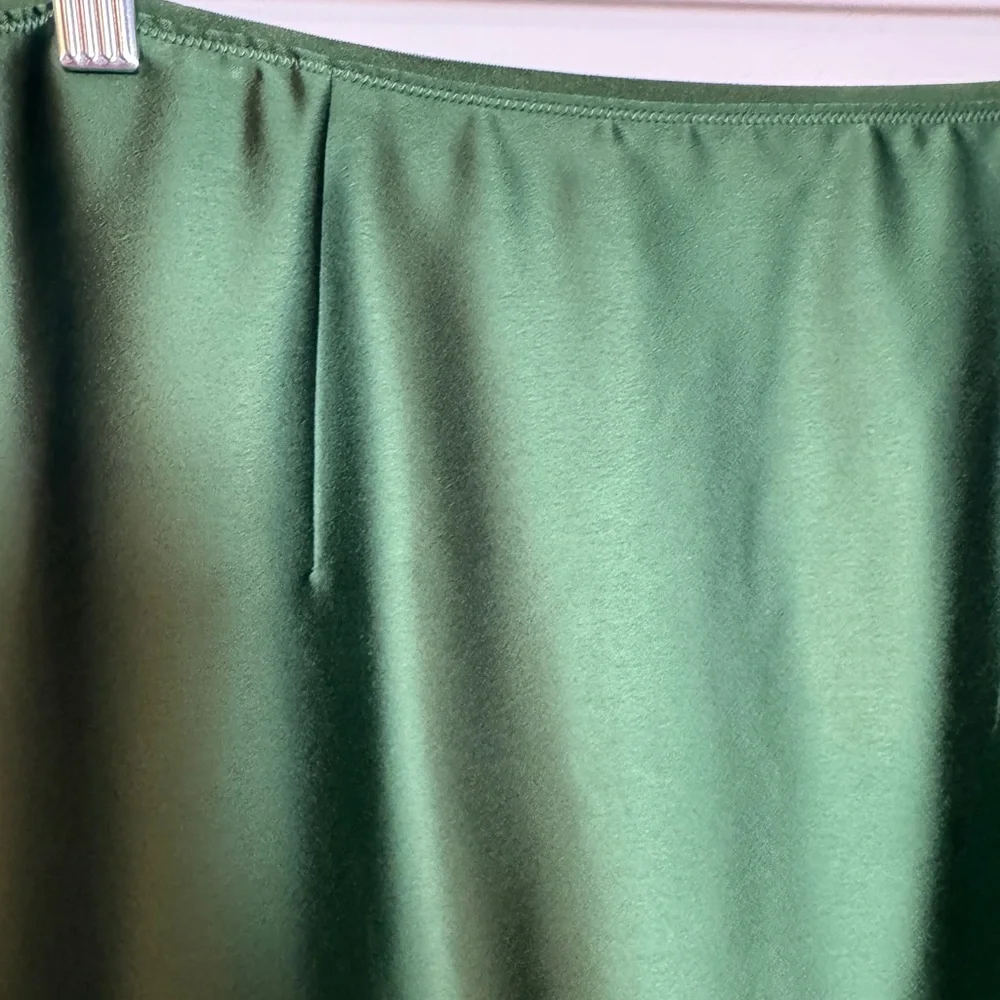 NWOT Vince Skirt - Picture 3 of 6